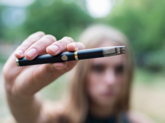 elfbar nachfüll pod läuft aus L'INPES publie un baromètre sur la cigarette électronique main image 0