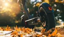 Les trottinettes et les vélos électriques ne sont pas sécuritaires pour les enfants