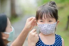 Le port du masque chez les enfants pendant la saison virale