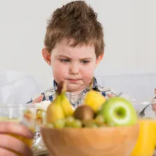 Quand votre enfant est un mangeur difficile 