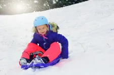 Des mesures de précaution pour les parents et les enfants pendant l'hiver
