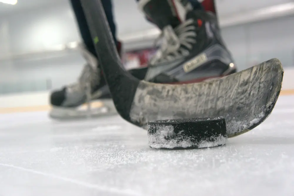 Les mises en échec au hockey